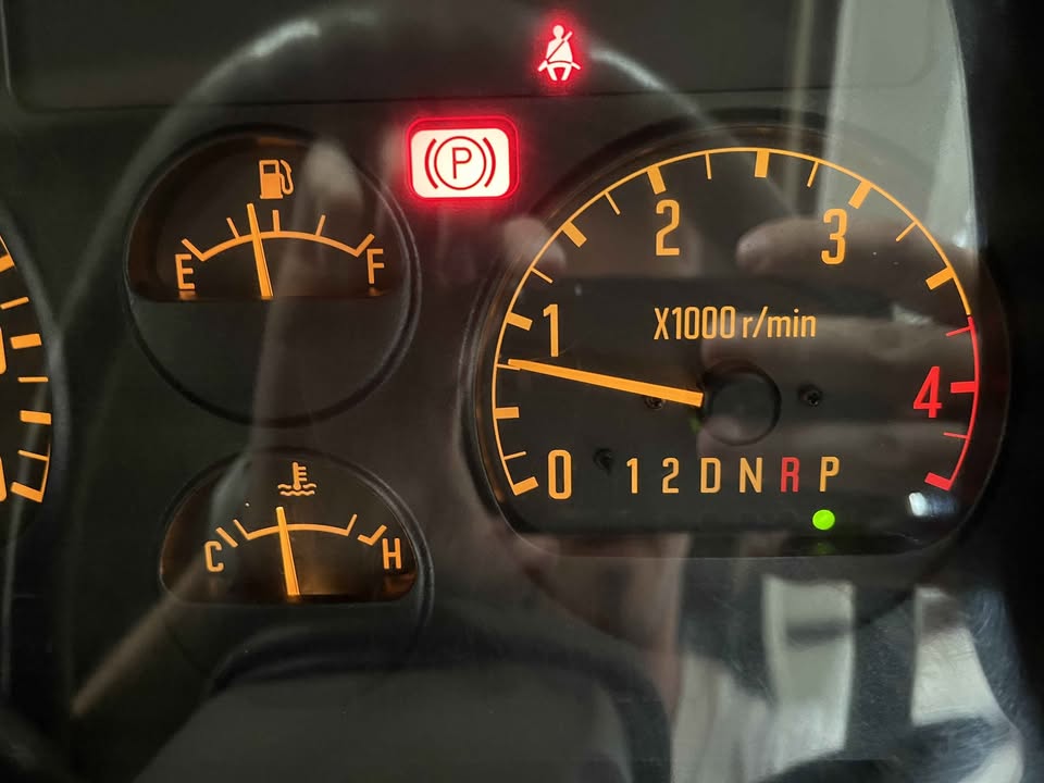1997 Isuzu ELF Diesel Motorhome – Fully Furnished