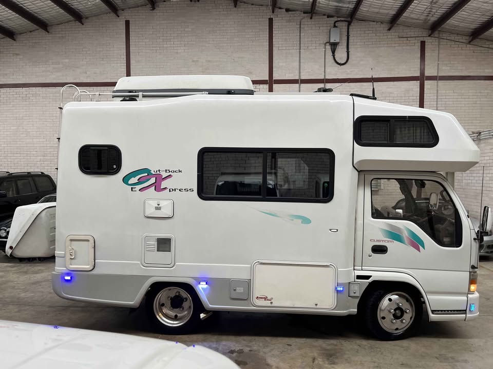 1997 Isuzu ELF Diesel Motorhome – Fully Furnished